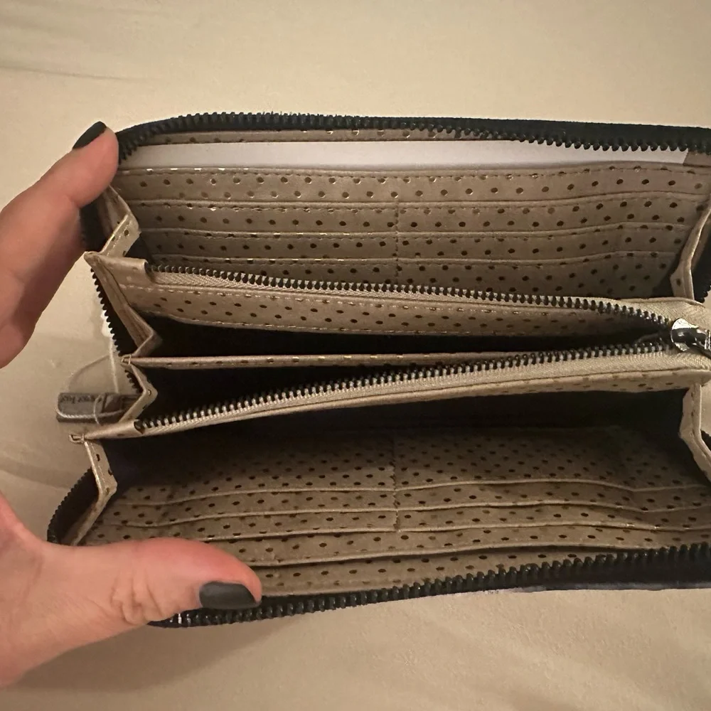 Zippered Wallet - Picture 3 of 3